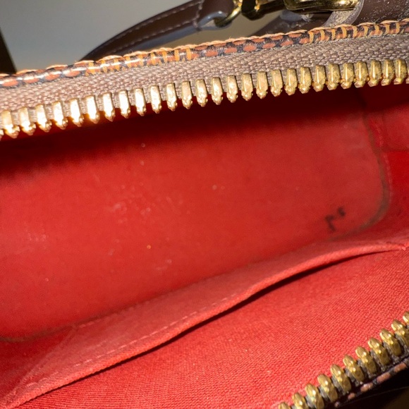 Authentic Louis Vuitton Alma BB - Picture 13 of 16